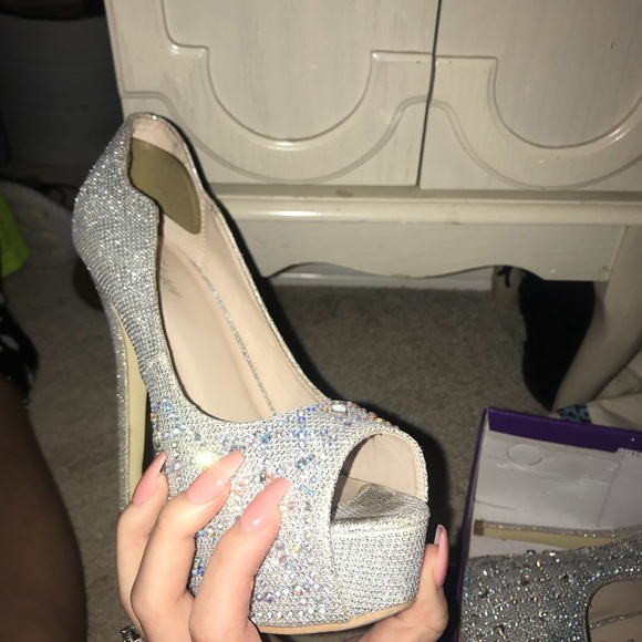 Platforms - Picture 3 of 6